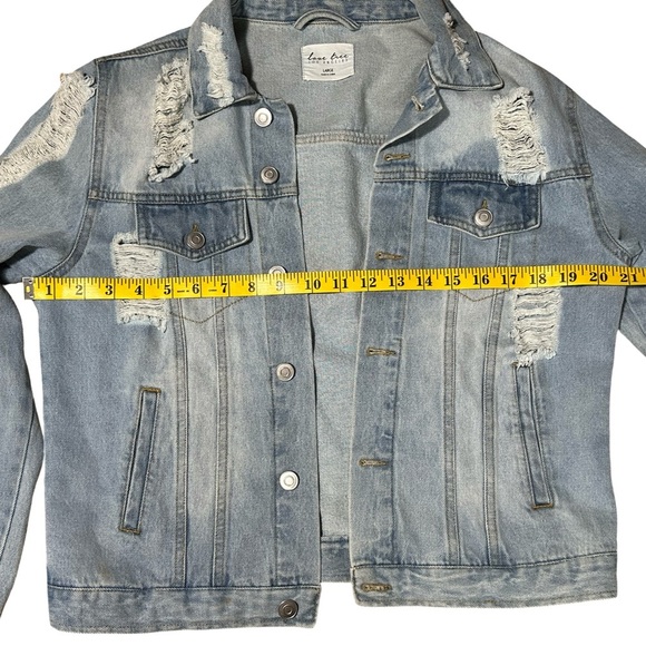 Love Tree Distressed Denim Jacket Women’s Large 100% Cotton - Picture 3 of 6